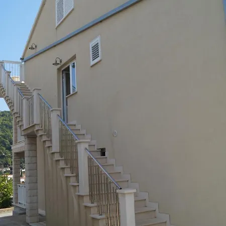 Apartments Morgen *